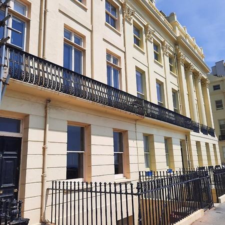 99 Steps To The Sea Apartment Brighton Екстериор снимка
