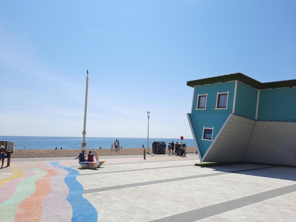 99 Steps To The Sea Apartment Brighton Екстериор снимка