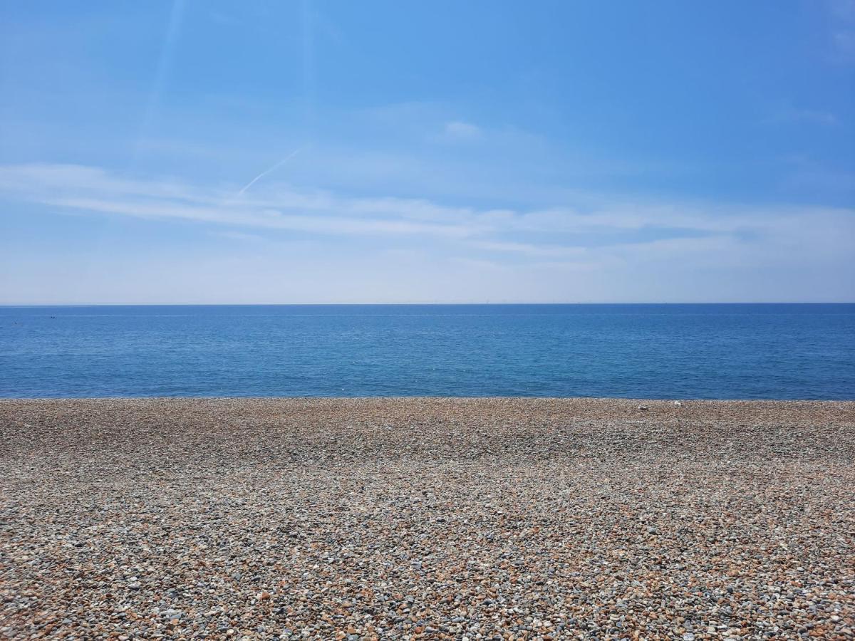 99 Steps To The Sea Apartment Brighton Екстериор снимка